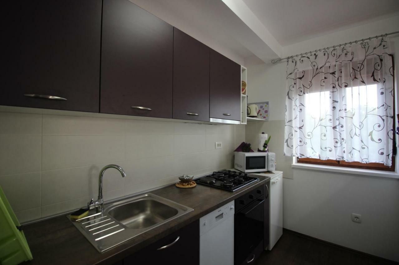 Apartmani Irena Novi Vinodolski Exterior foto